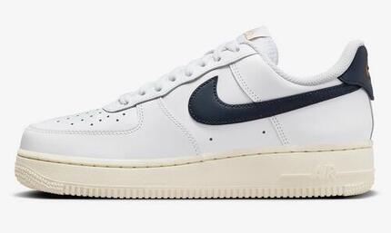 Damen universal Schuhe Nike Air Force 1 07 Easyon