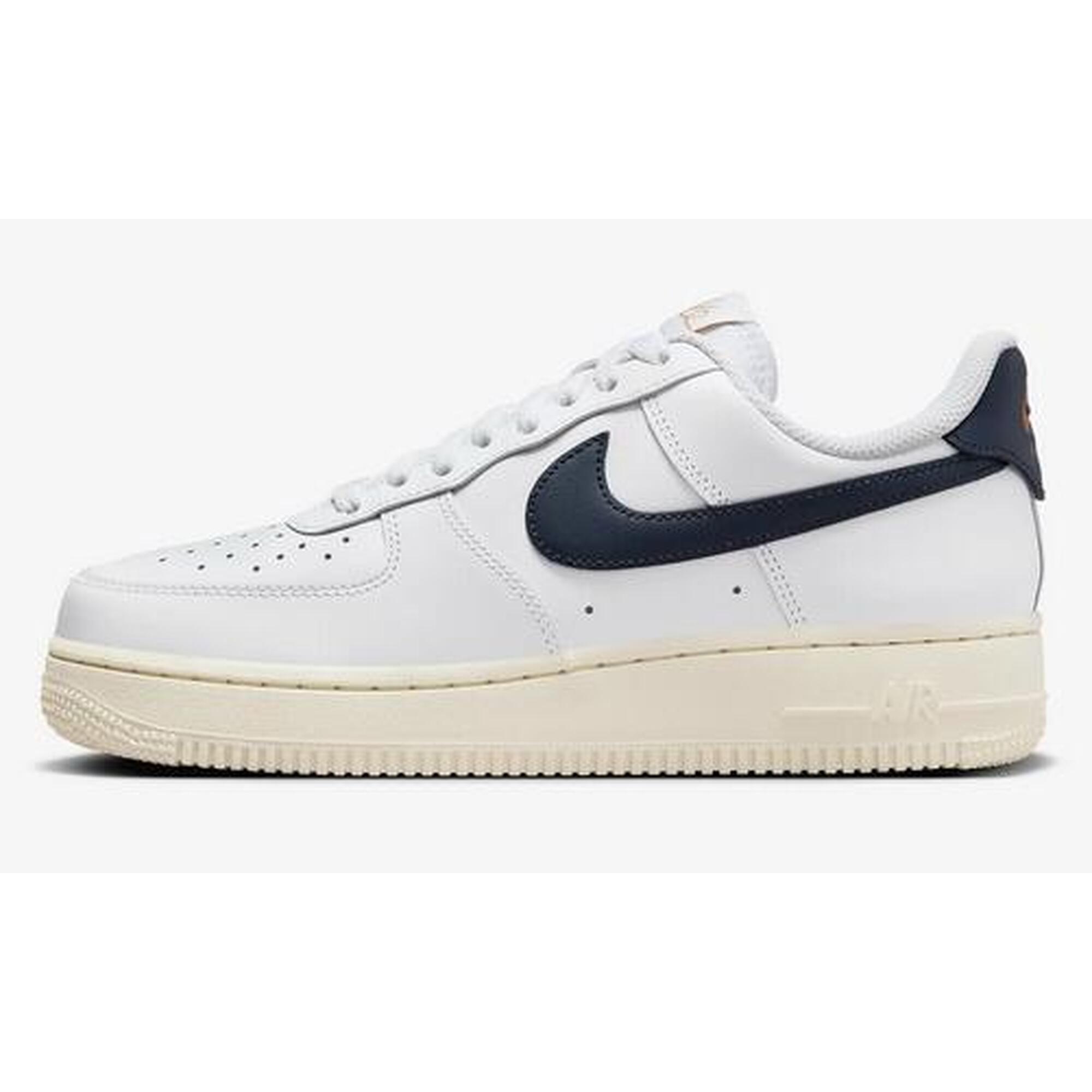 Buty Sportowe Damskie Nike W Air Force 1 '07 Flyease