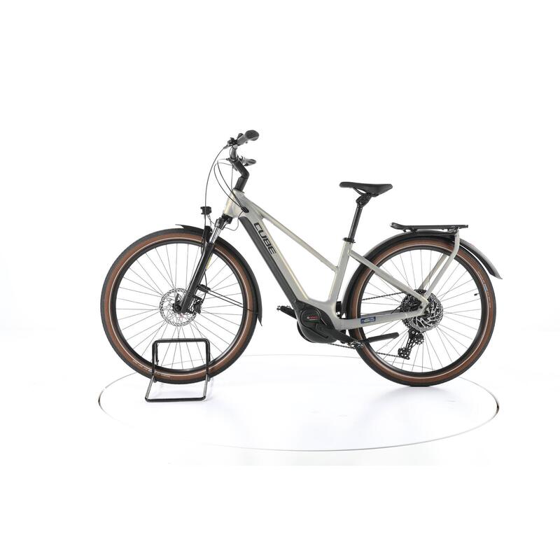 Reconditionné - Cube Touring Hybrid Pro Vélo électrique Femmes 2023 - Très Bon