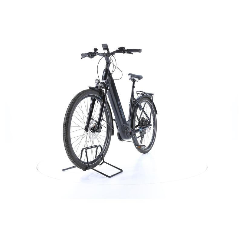 Reconditionné - Cube Touring Hybrid Pro 625 Vélo électrique Entrée basse  - Bon