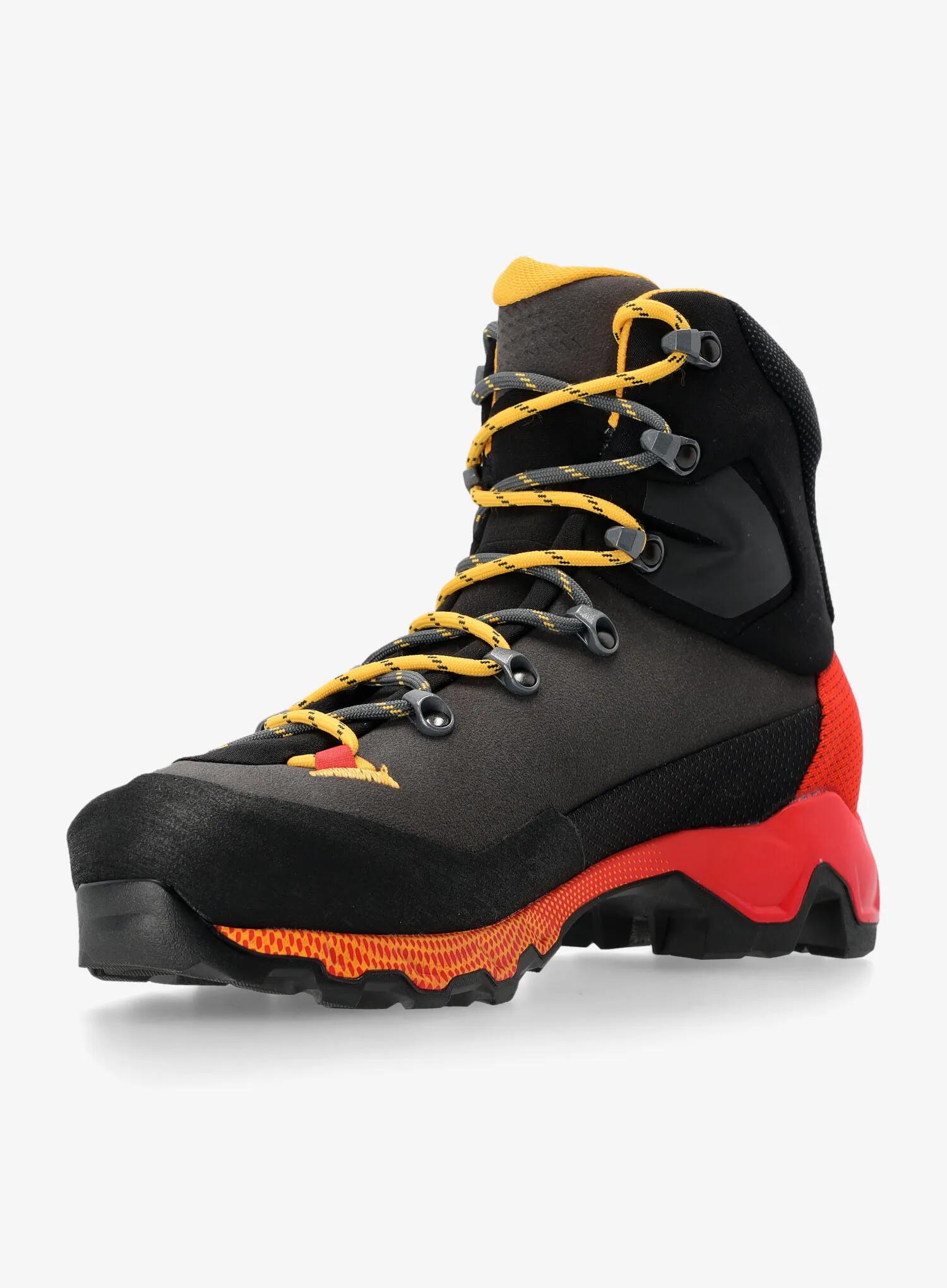 Chaussures d'alpinisme pour hommes La Sportiva Aequilibrium Trek GTX 4/7