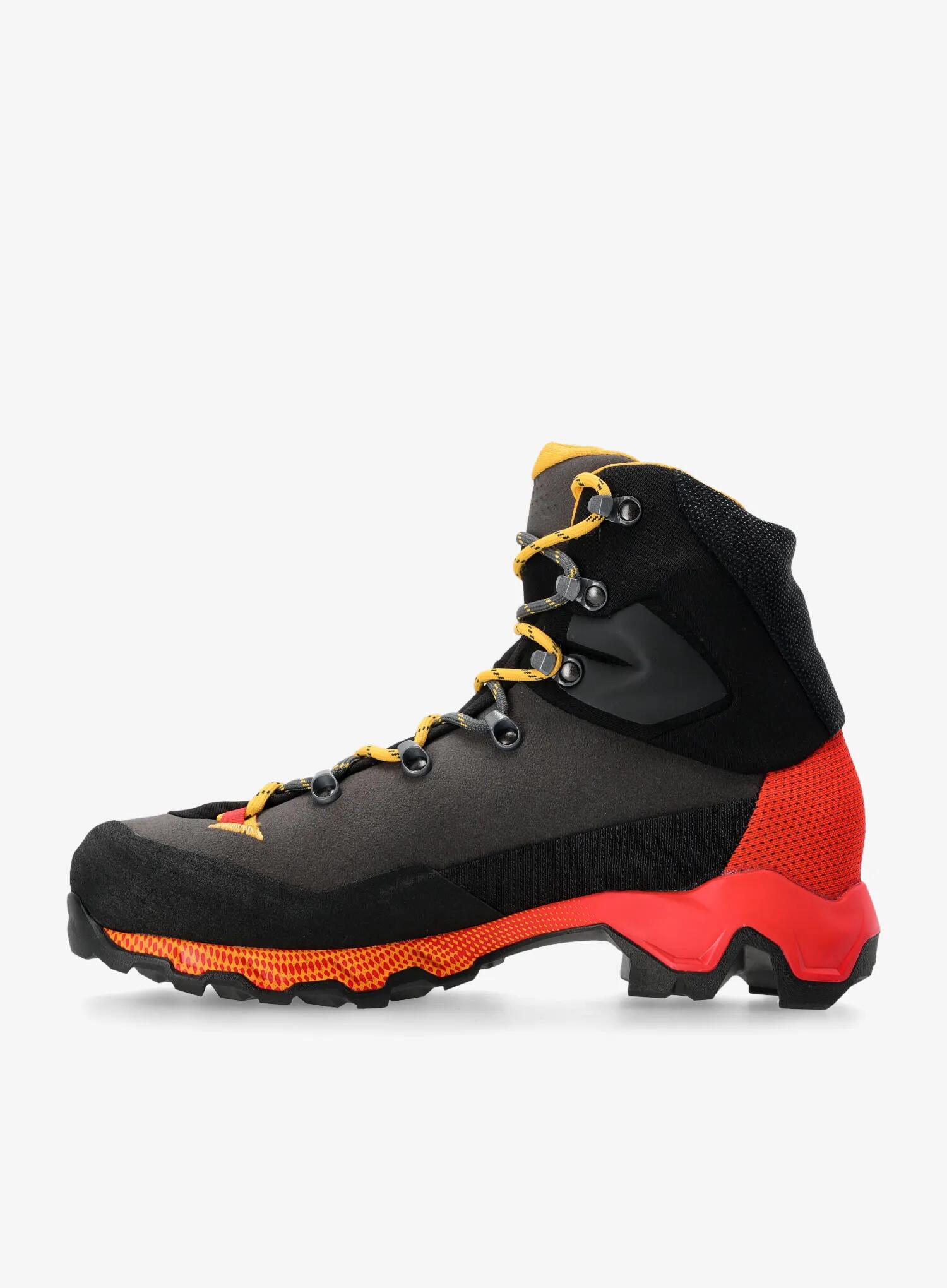 Botas de montaña La Sportiva Aequilibrium Trek GTX 5/7