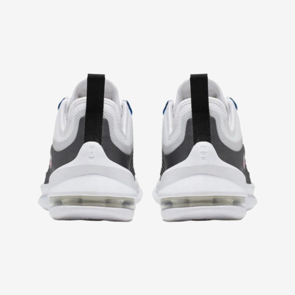 nike air max axis black and white