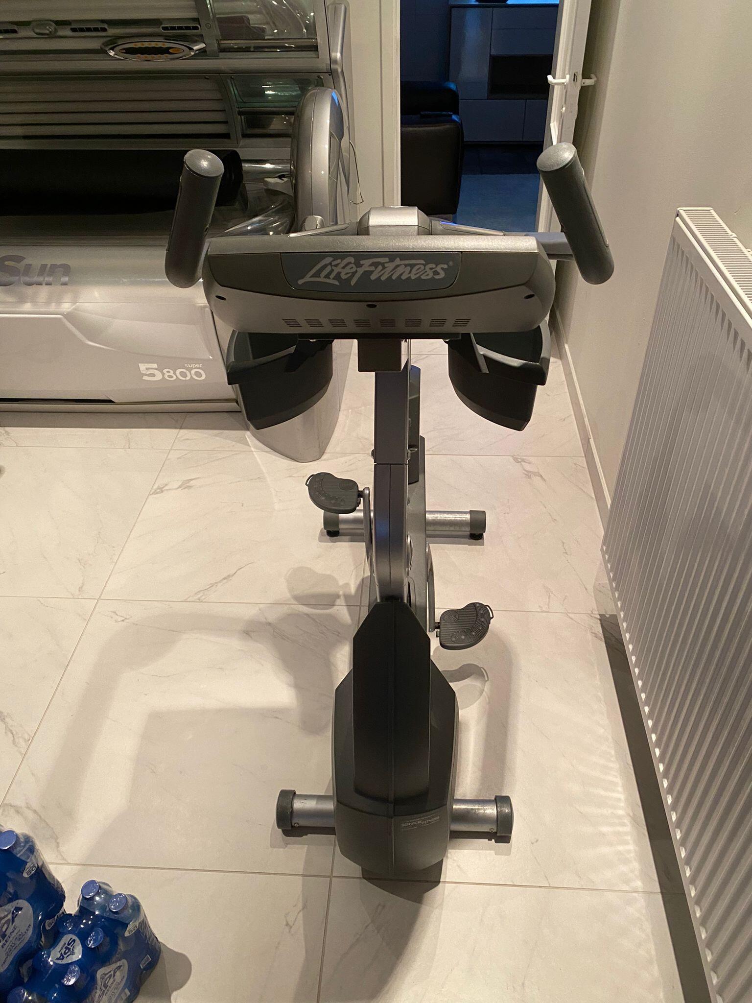 Entre Particuliers - Vélo d'exercice life fitness 2/4