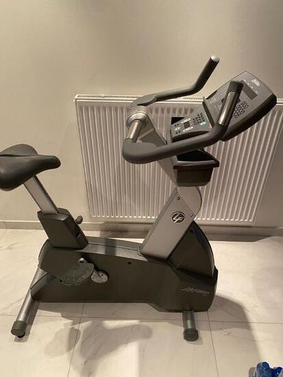 Entre Particuliers - Vélo d'exercice life fitness