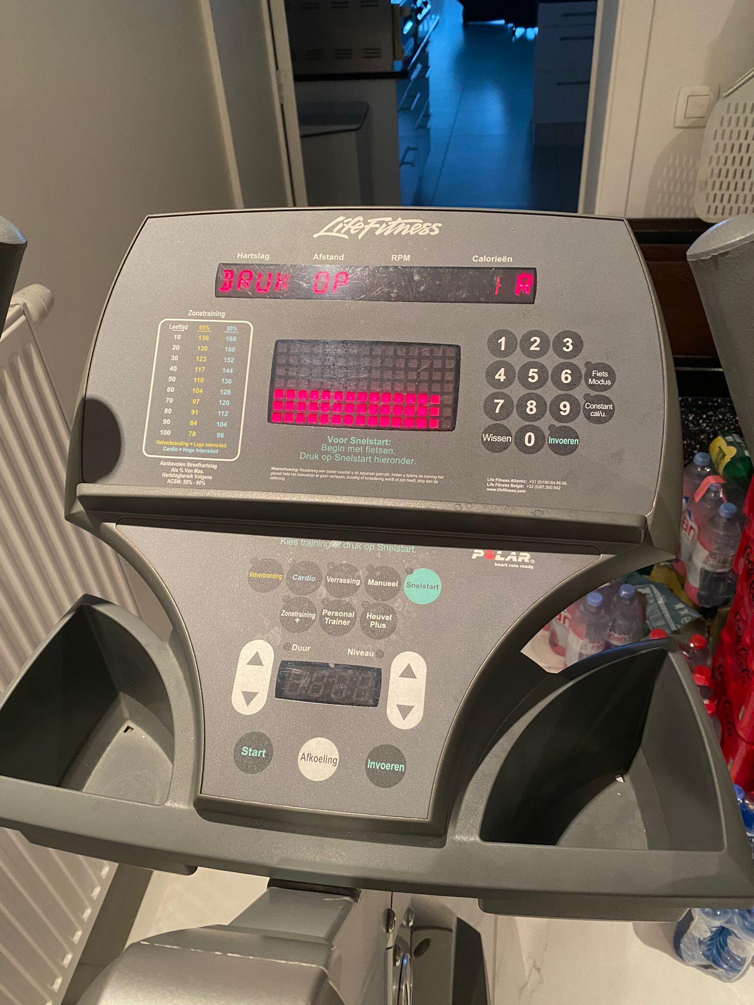 Entre Particuliers - Vélo d'exercice life fitness 3/4