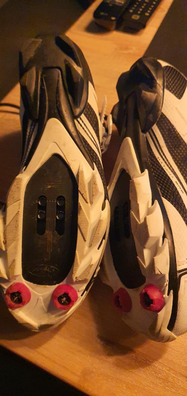 Tussen Particulieren - Fietsschoenen dames - Northwave 2/2
