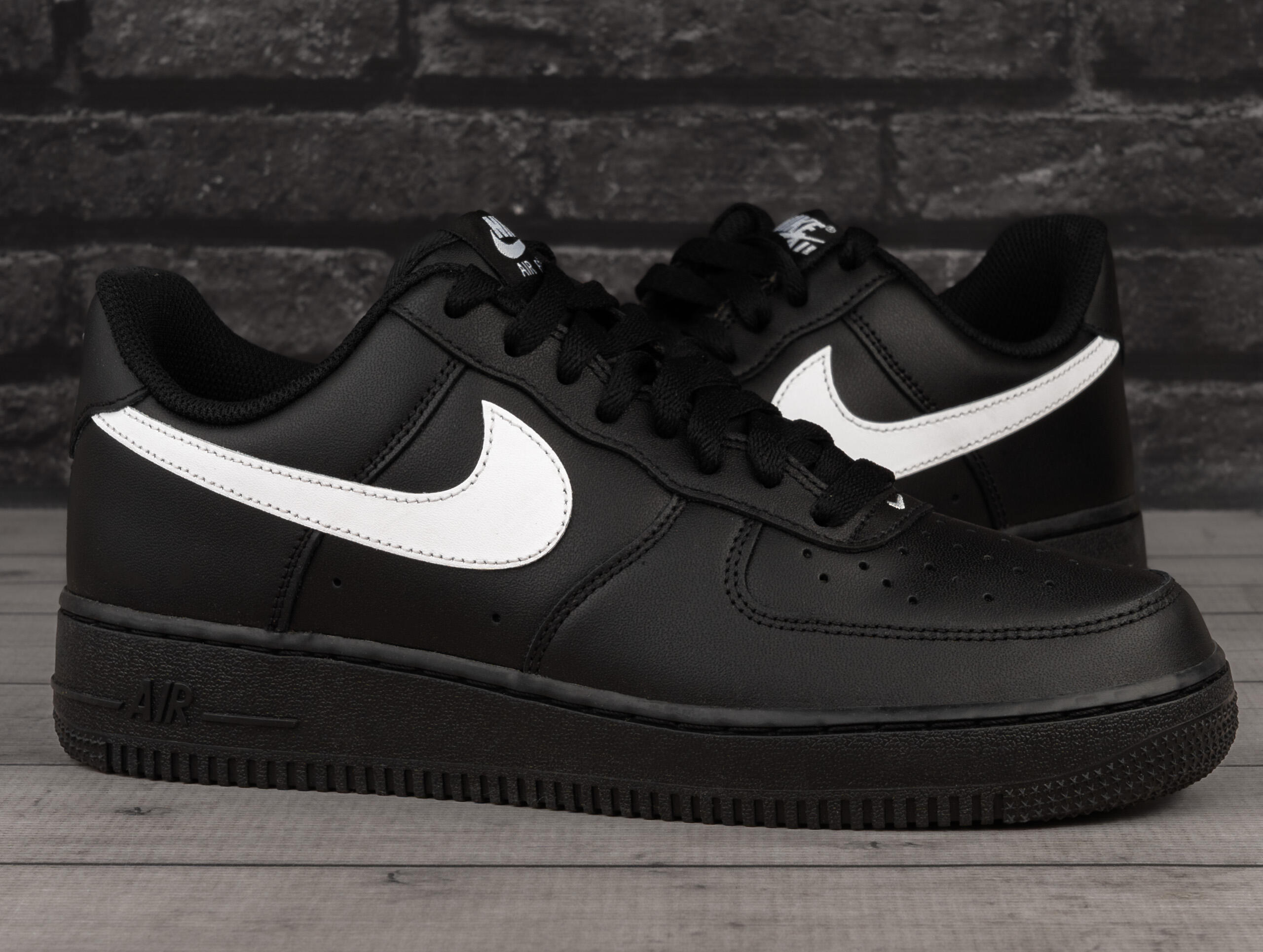 Nike Air Force 1 Low '07 Black White 2/7