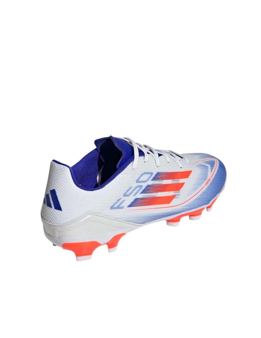 Scarpe da calcio Adidas modello IF1341 per uomini 4/5