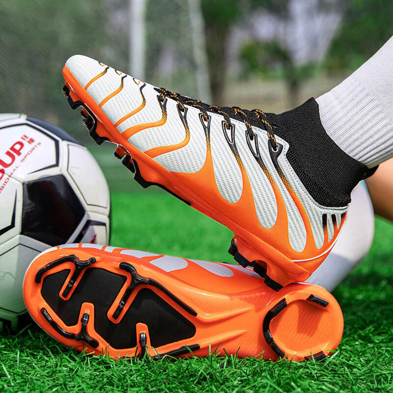 Ghete de fotbal MBrands, 7.9 cu glezna , crampoane , alb 35