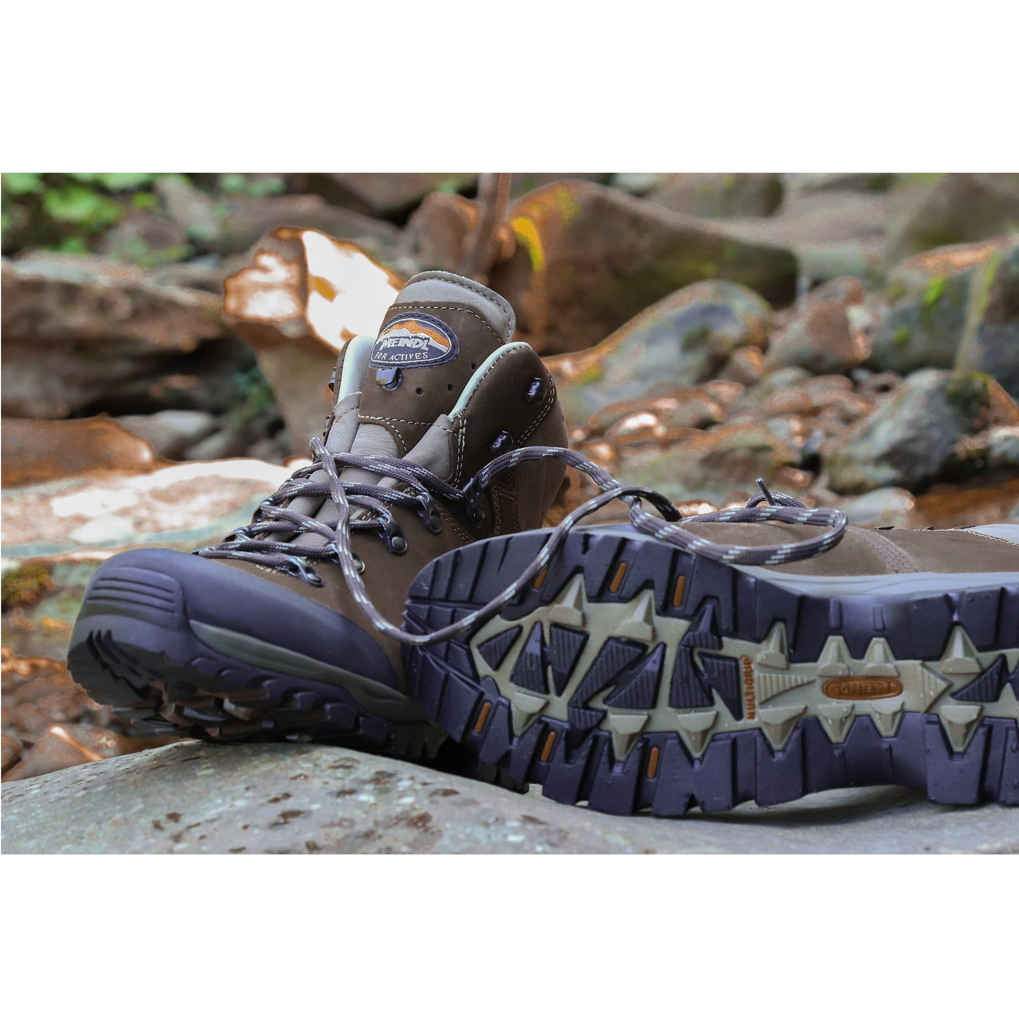 Zapatos de trekking para hombres de meindl jersey pro 4/6