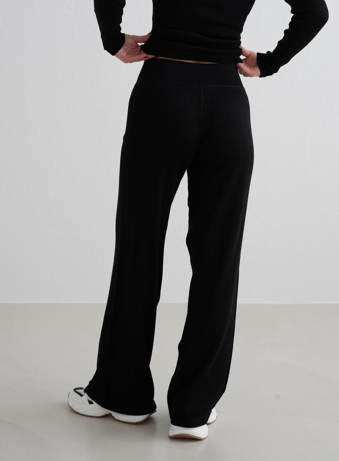 Dames Broek Petite met Wijde Pijpen Wollen Temperatuurregulerend Zwart 6/7