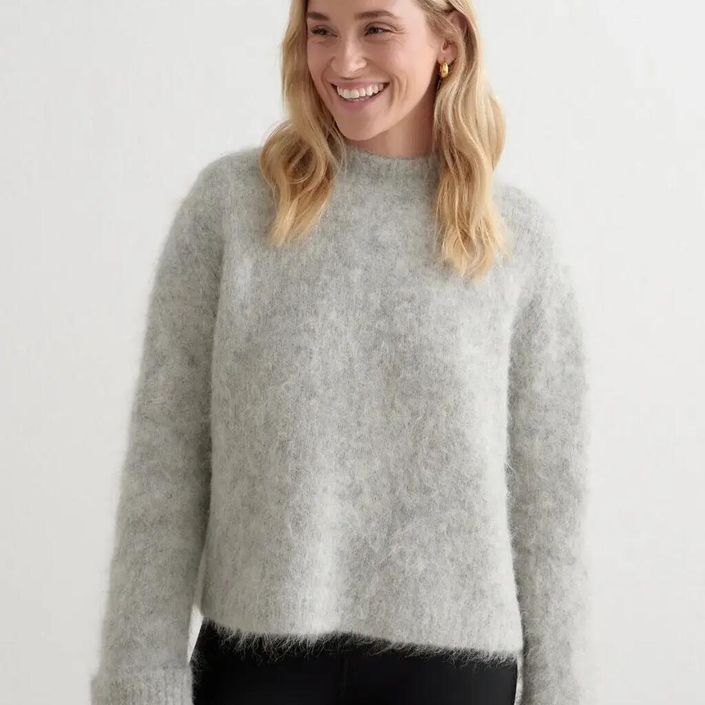 Women's Sweater Alpaca Blend Relaxed Knit Grey Melange Grey