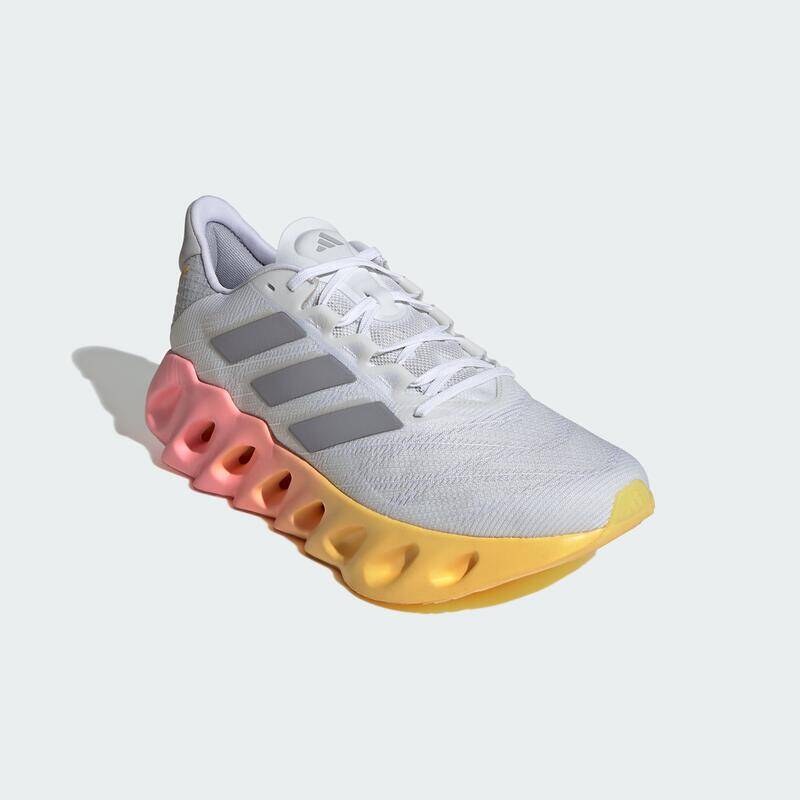 Adidas ADIDAS SWITCH FWD 2 M Men Running Shoes White -  1