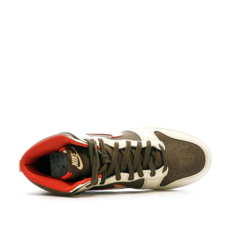 Pantofi Nike Dunk High Se Baroque maro