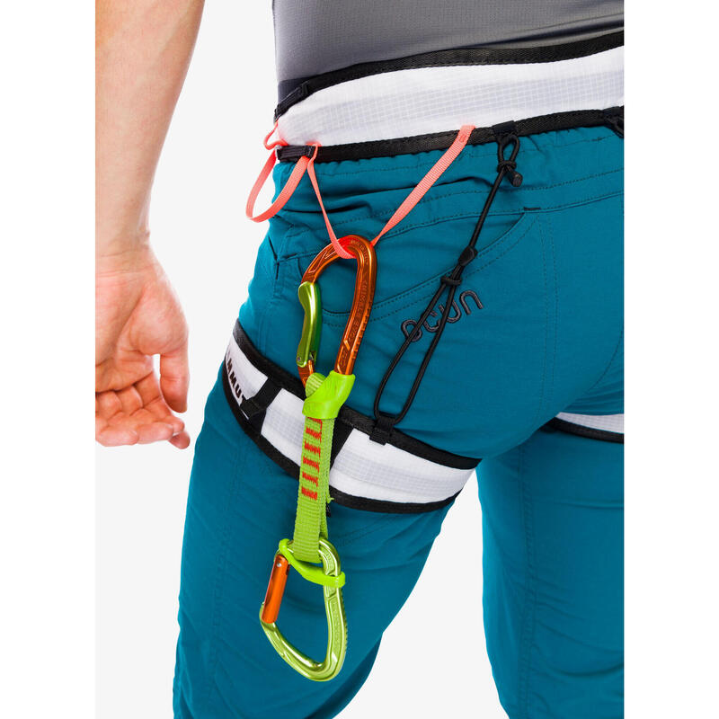 Ham Aenergy de la Mammut cu caracteristică principală albă
