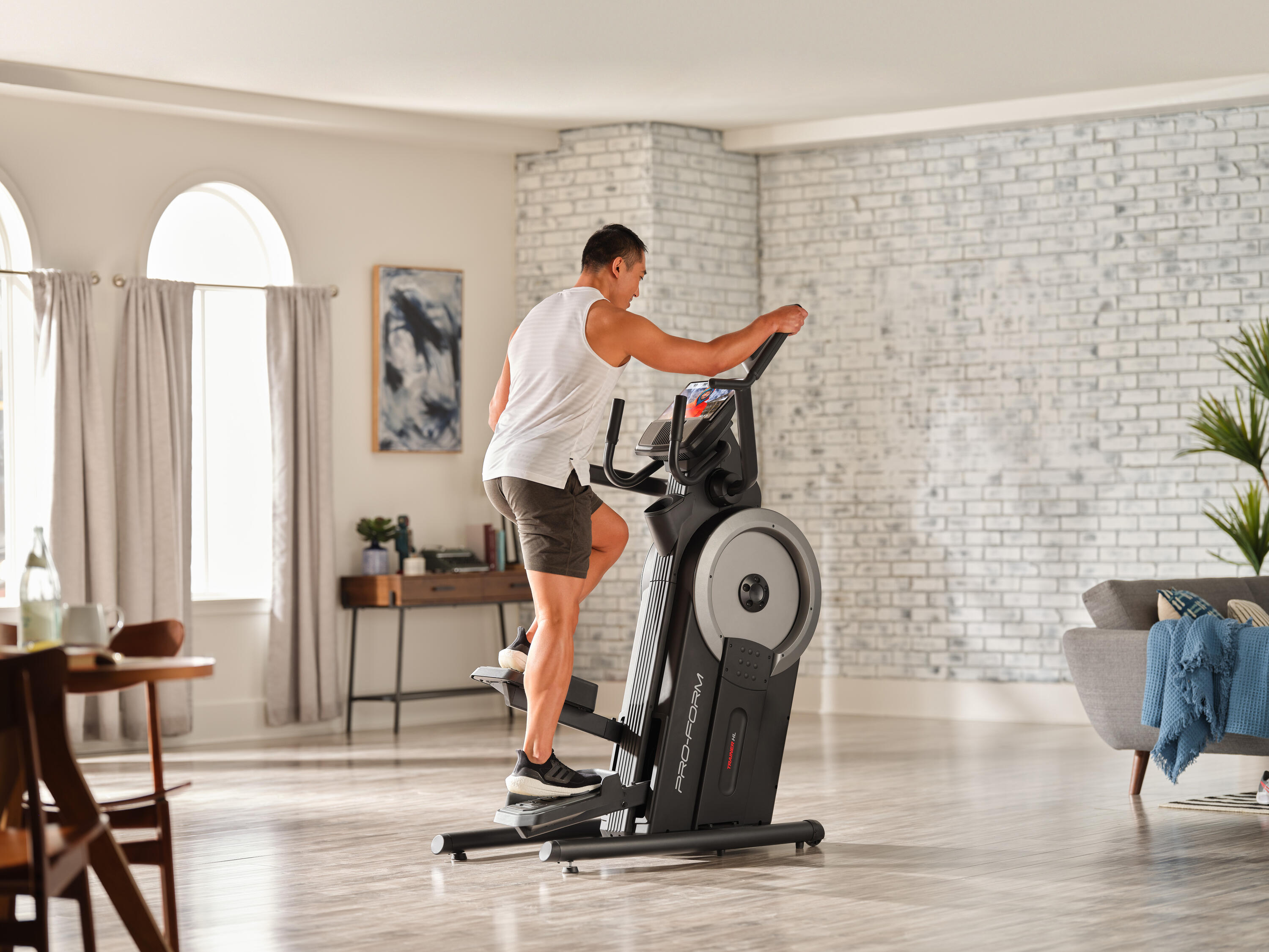 Vélo Elliptique Trainer HL HIIT / 22 niveaux de résistances 5/7
