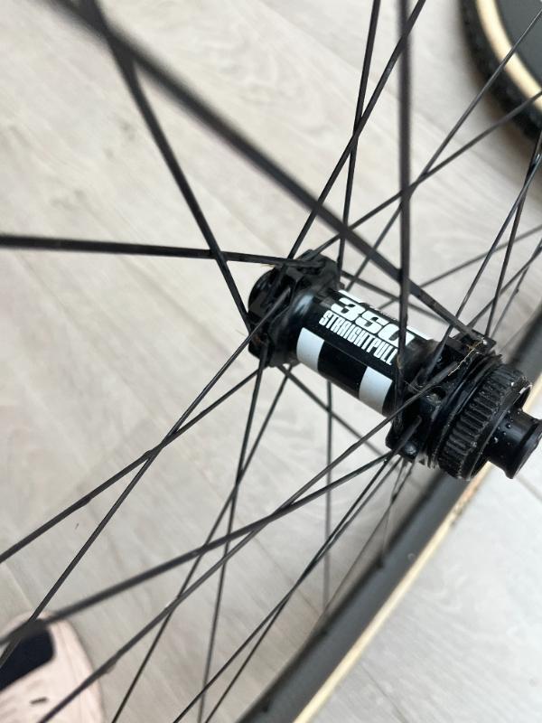 Entre Particuliers - Roues Xentis cyclocross + challenger baby limus 3/5
