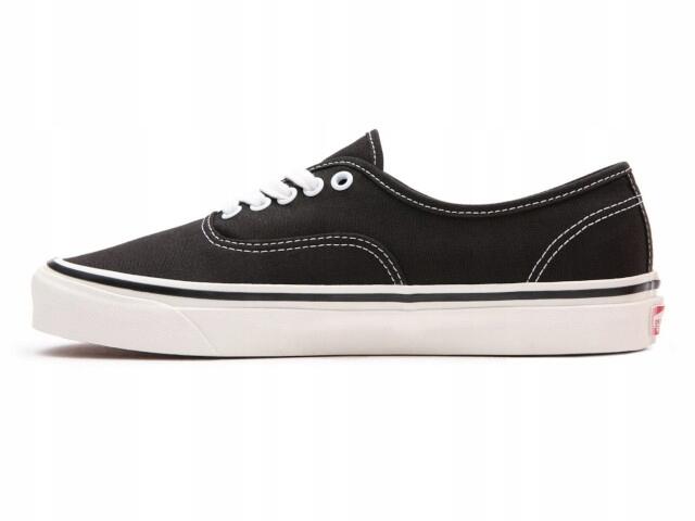 BUTY TRAMPKI VANS VN0A38ENMR2 TENISÓWKI 44,5 3/7