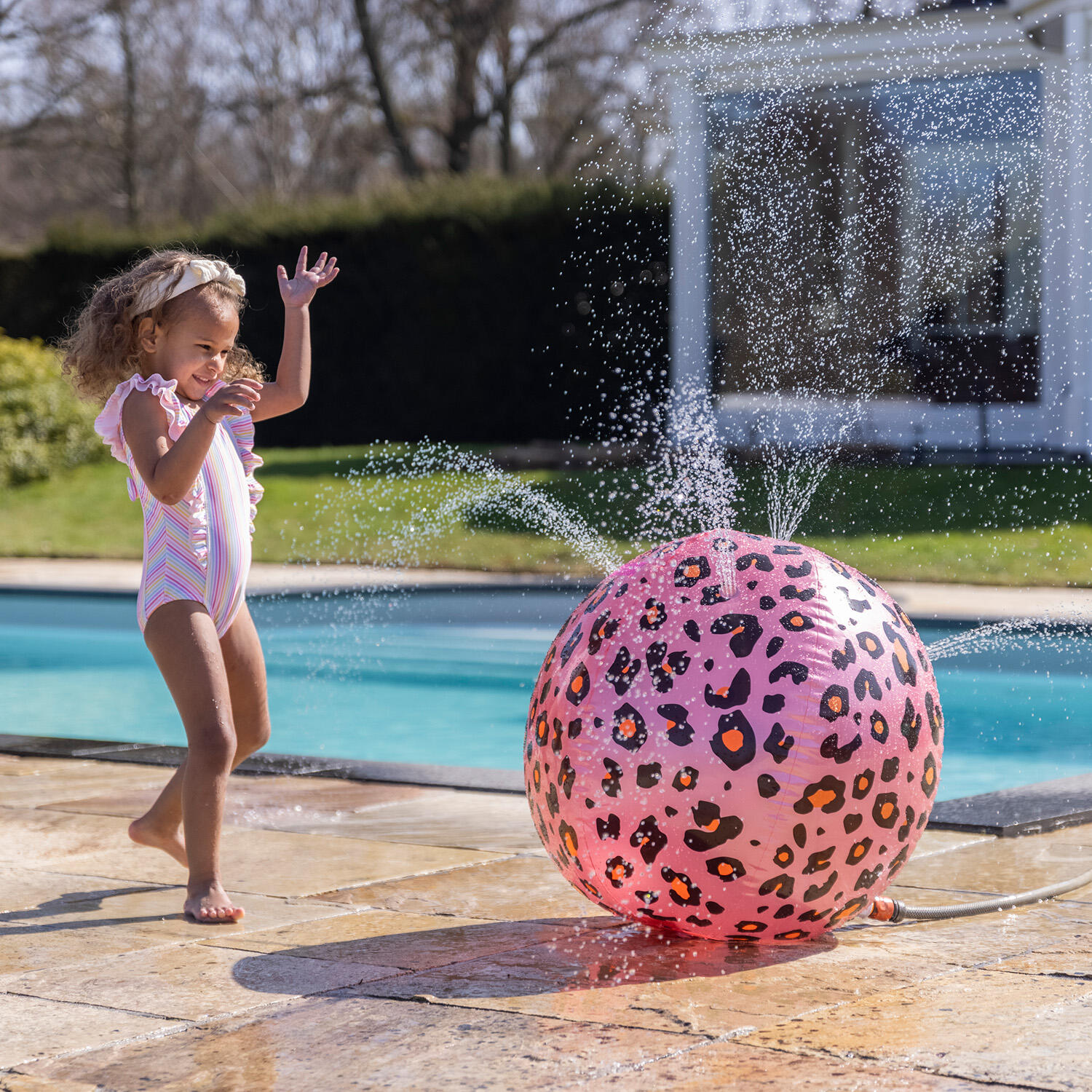 Swim Essentials Inflatable Ball Sprinkler Leopard 60 cm 3/4