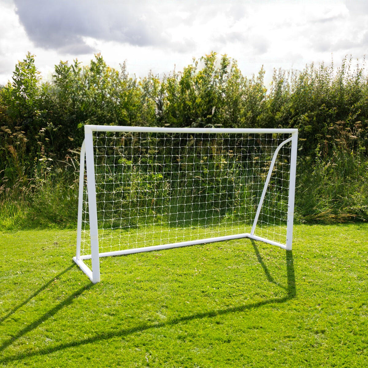 6 x 4ft Football Goal, Carry Case and Target Sheet 4/6