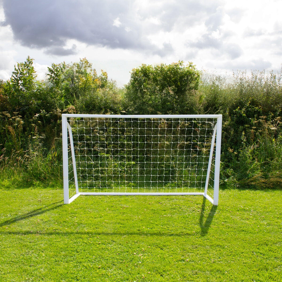 6 x 4ft Football Goal, Carry Case and Target Sheet 3/6