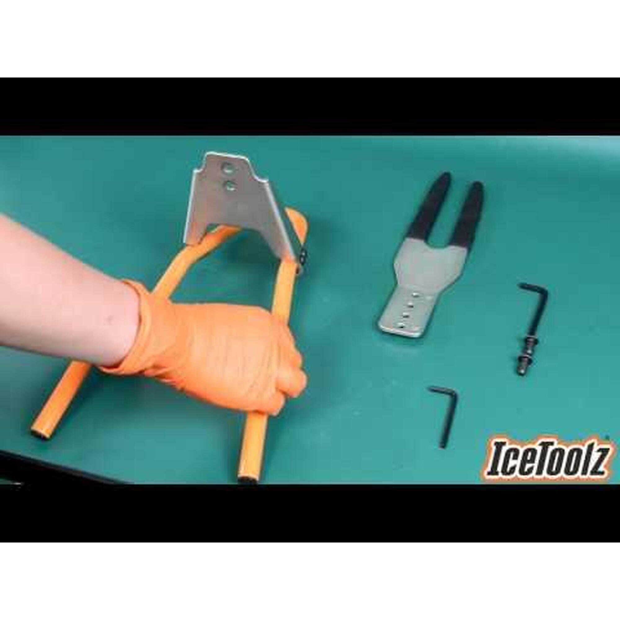 Icetoolz P646 Support arrière standard jusqu'à 29 pouces pour vélos      3499€     ICETOOLZ Icetoolz P646 Support arrière standard jusqu'à 29 pouces pour vélosCe produit n'est pas disponible en ligne, vérifiez le stock en magasin   