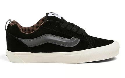 Zapatillas Vans modelo VN000CS02391 para hombre