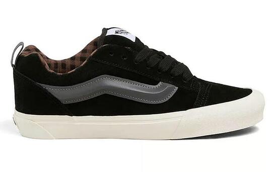 Zapatillas Vans modelo VN000CS02391 para hombre