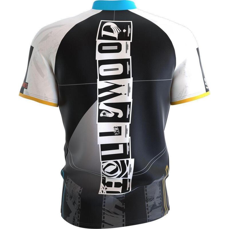 Dres Chris Dobey