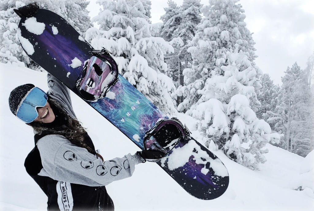 Snowboard set Raven Aura + vázání Raven S230 2/7