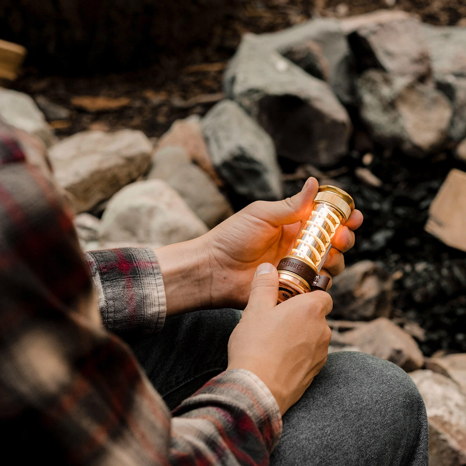Camping Laterne LightStick Brass Mini Retro Lampe Dimmbar USB Akku LED 3/7