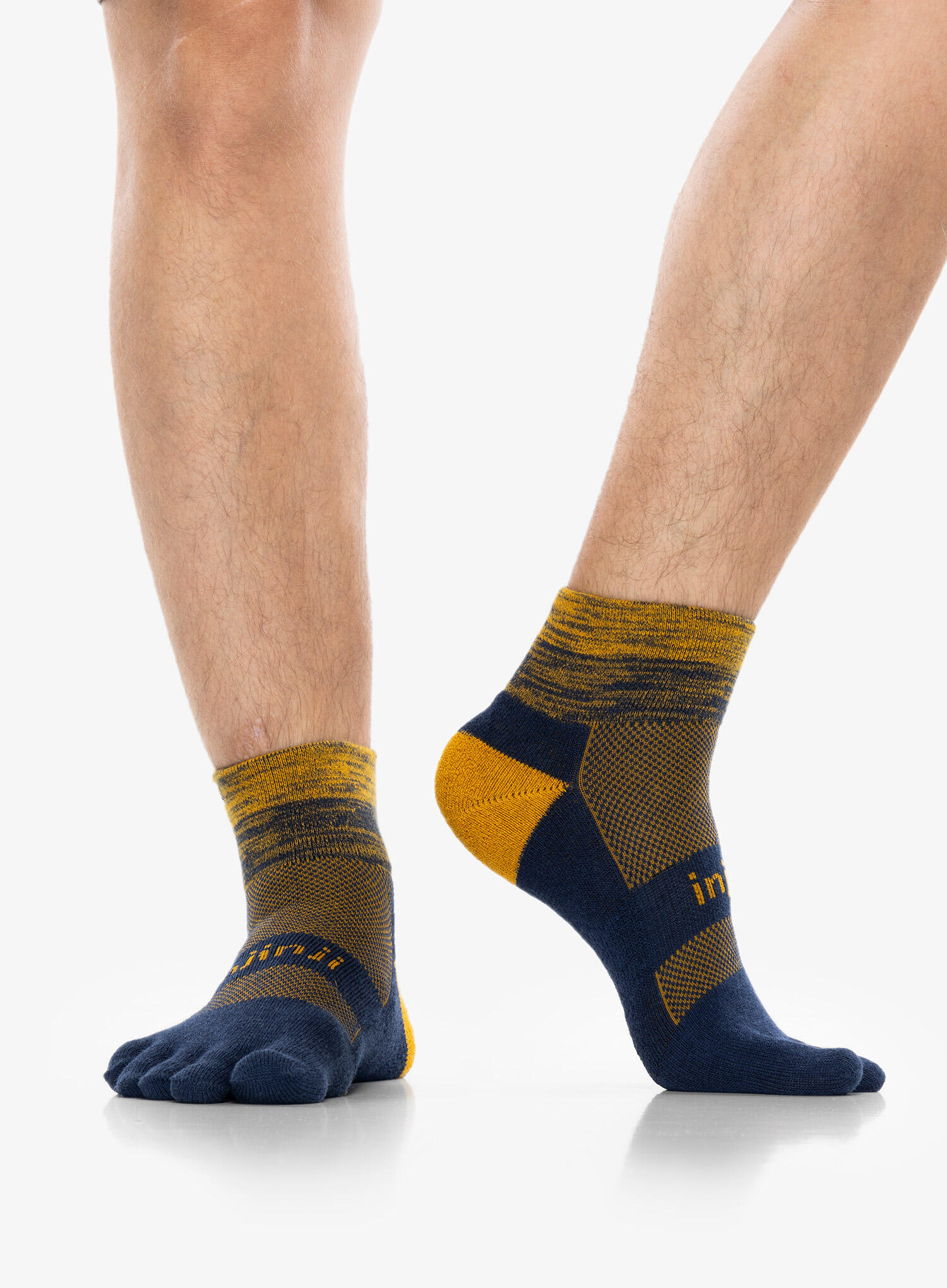 Injinji Men's Mid-Weight Trail Run Mini-Crew Toe Socks 3/5
