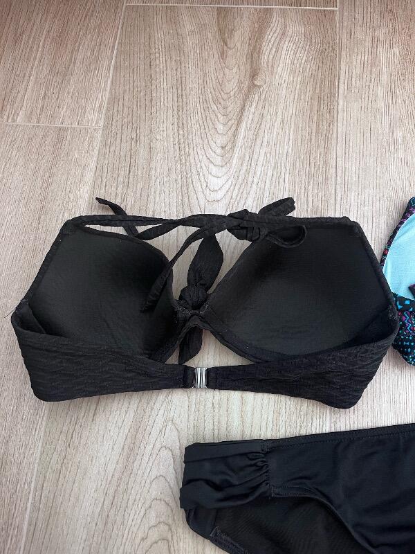 Tussen Particulieren - Bikini’s 3/5