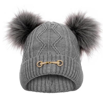 Wintermuts voor dames van equestrian queen ayla 24aw met twee pompons
