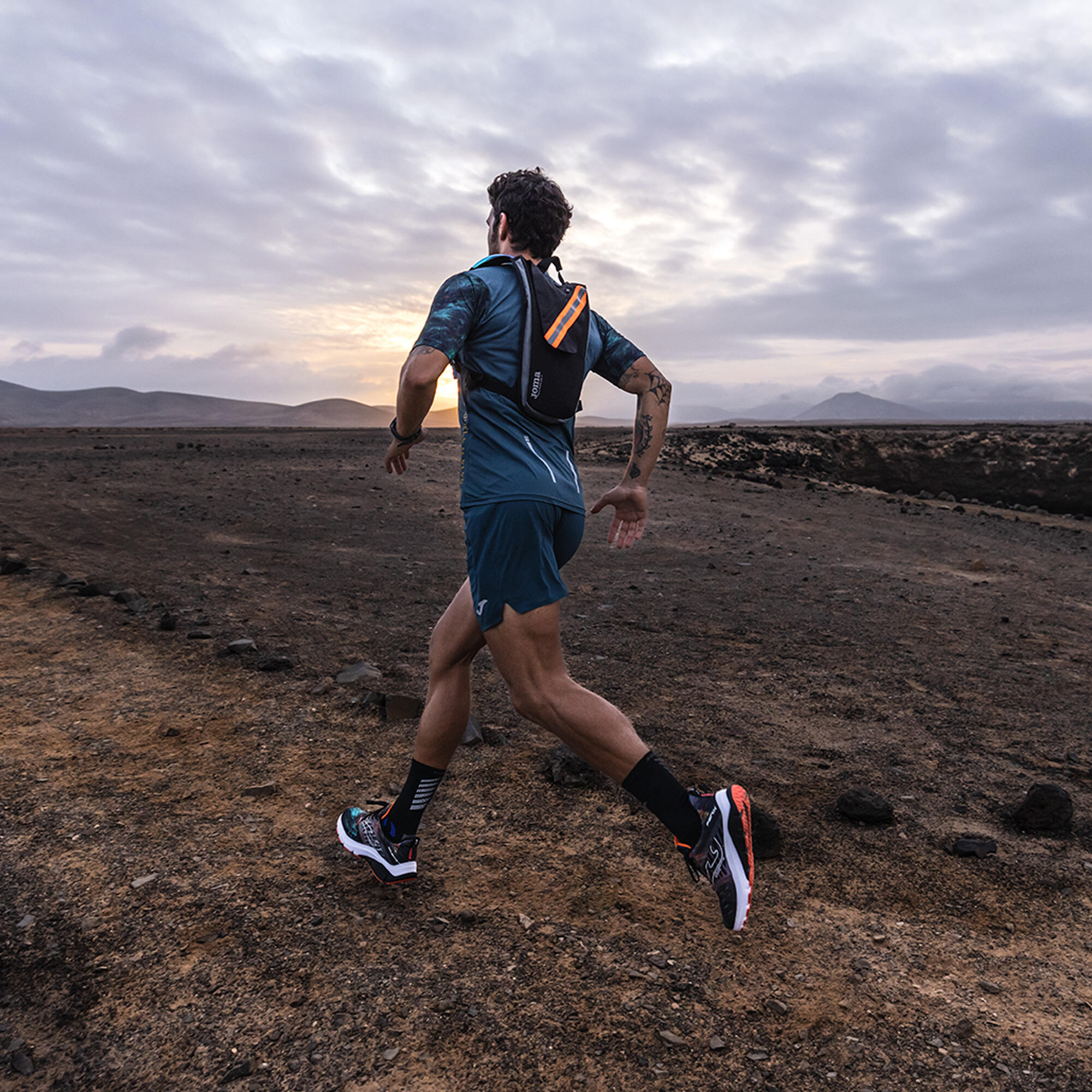 Short Running Homme Joma TRAIL Bleu 2/5