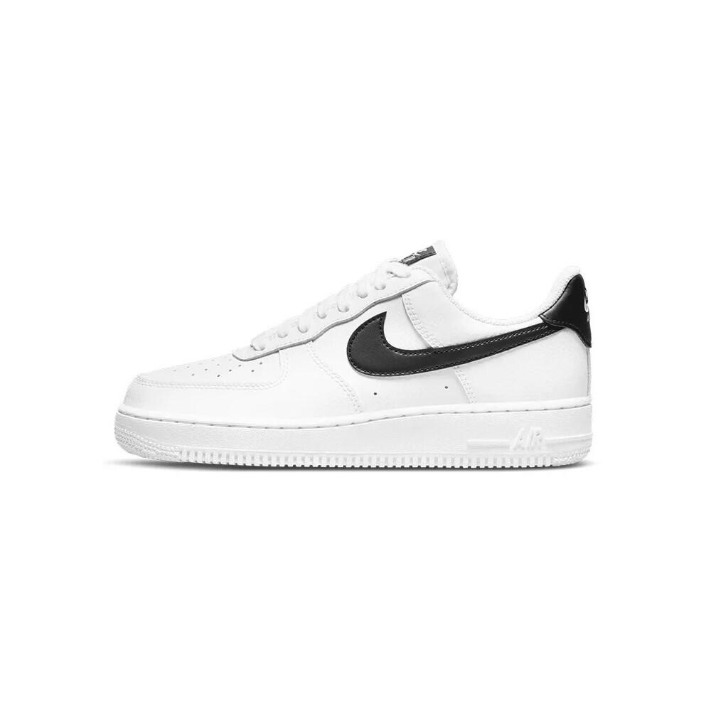 WHITE / BLACK