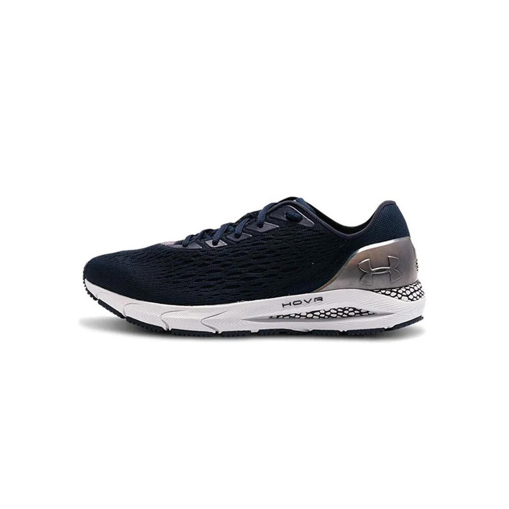 UNDER ARMOUR picture