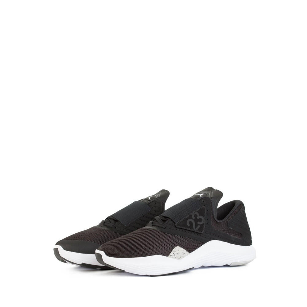 Basket Nike Air Jordan Relentless 3/5