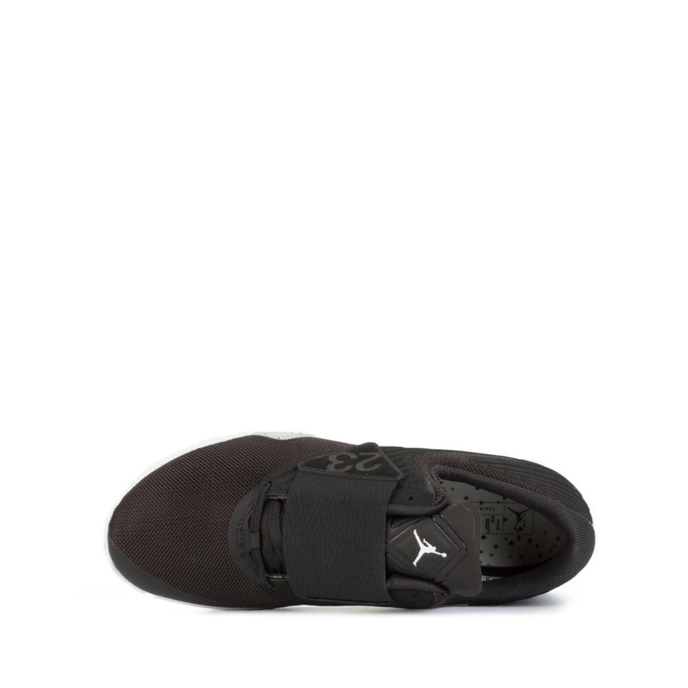 Basket Nike Air Jordan Relentless 5/5