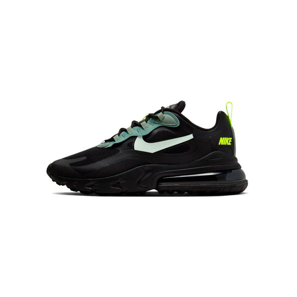 NIKE picture