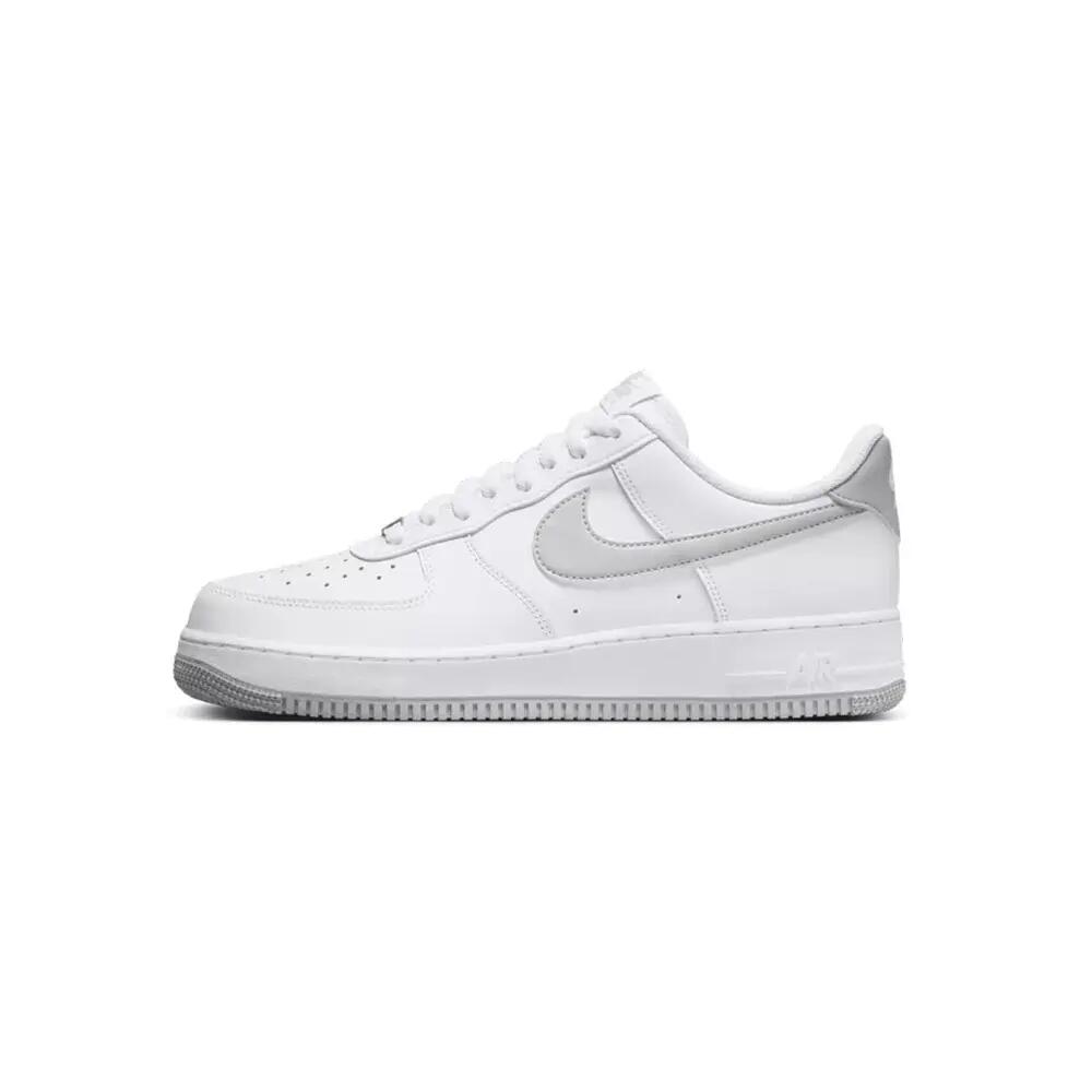 NIKE picture