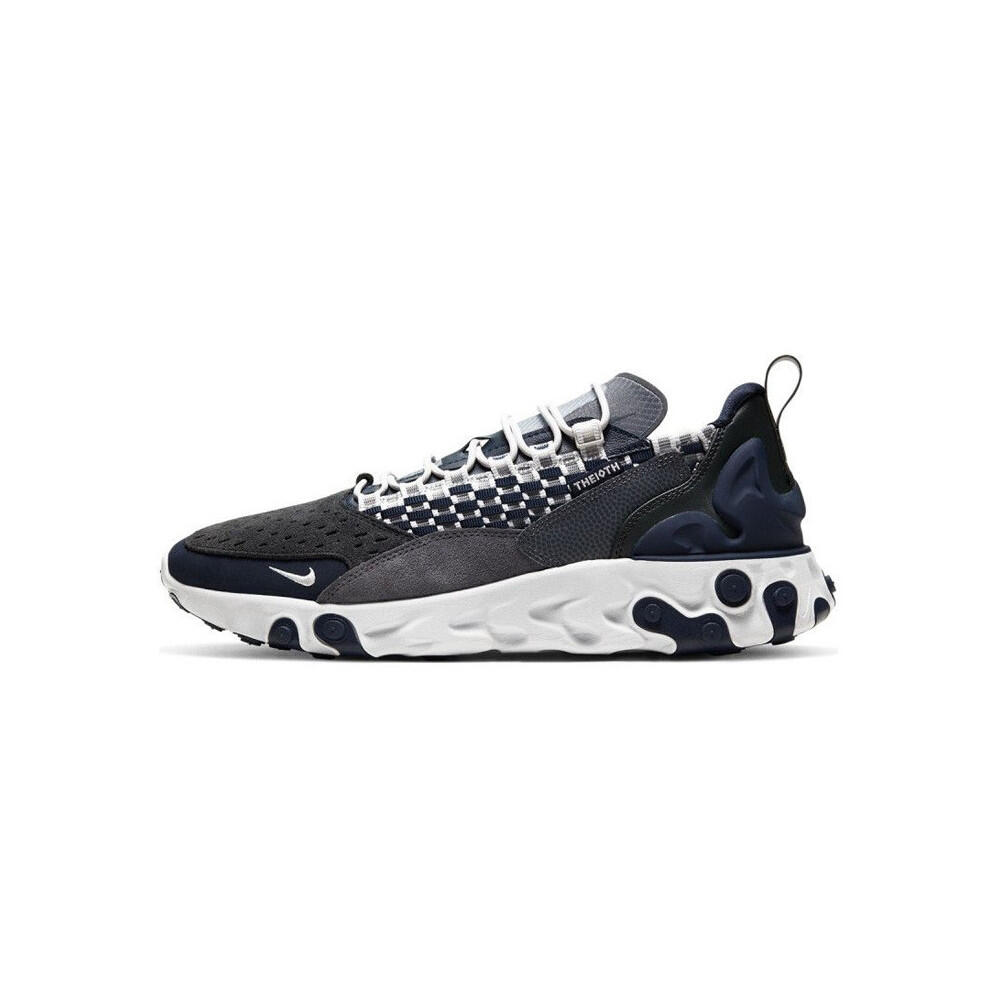 NIKE picture