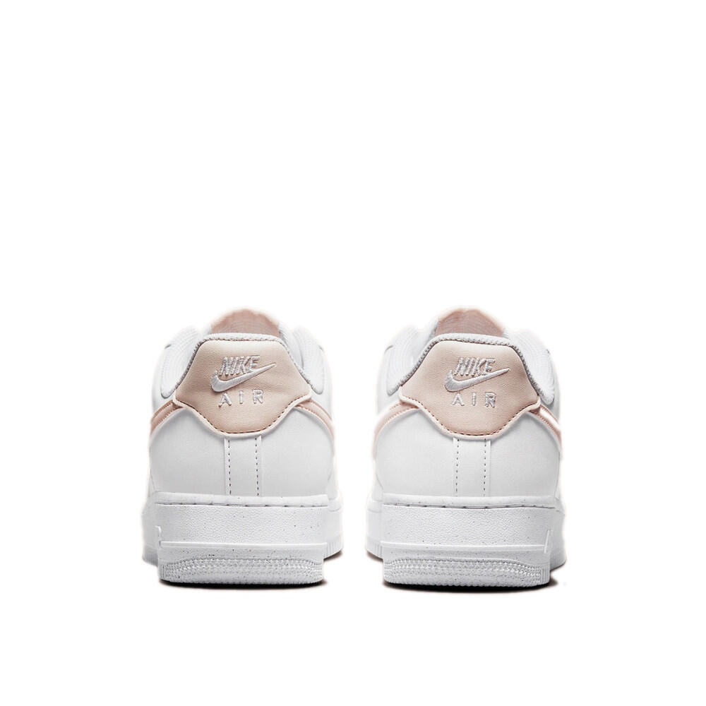 Basket Nike W AIR FORCE 1 07 4/6