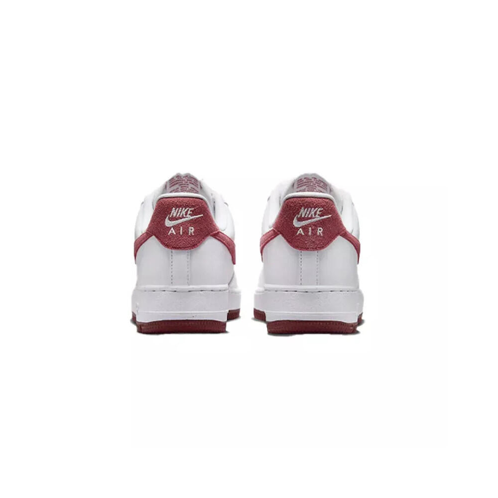 Basket Nike W AIR FORCE 1 07 4/6