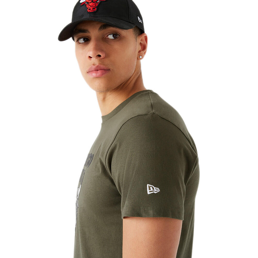 Tee-shirt New Era CHICAGO BULLS OUTDOOR UTILITY 3/5