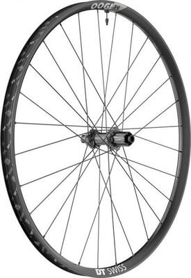 Achterwiel met steekas dt swiss m1900 boost tubeless ready disc centerlock shima