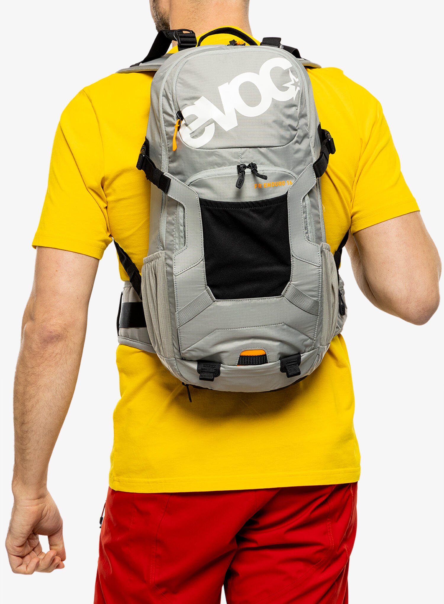 Zaino Evoc FR Enduro 16L Grigio 6/7
