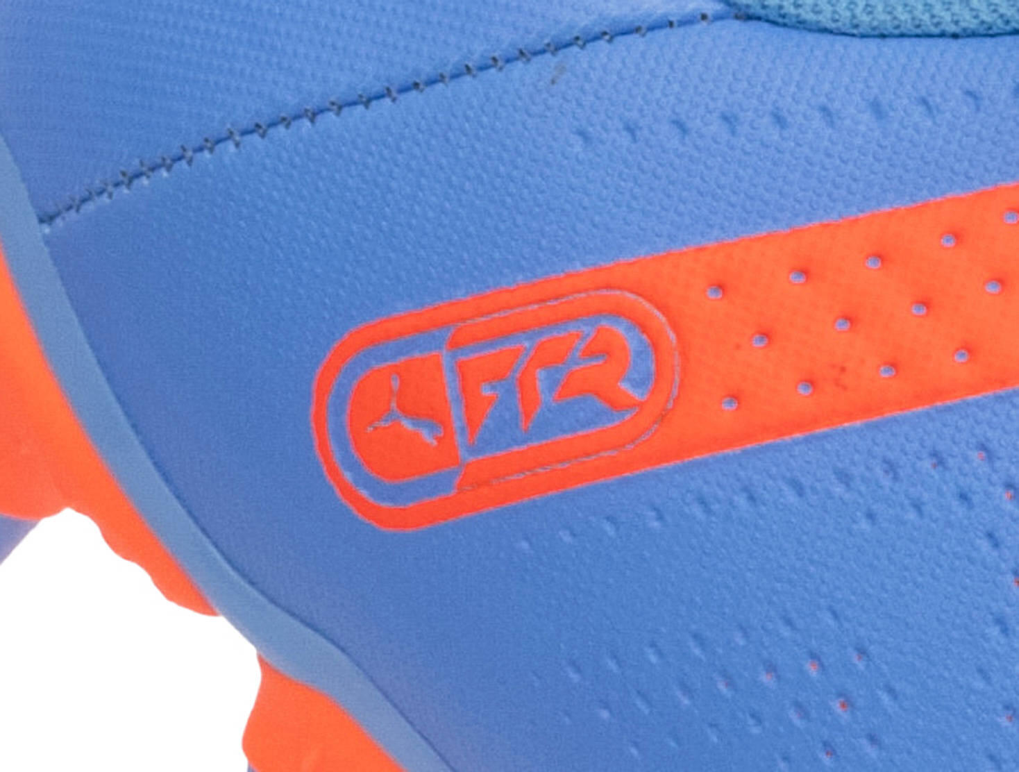 Męskie buty do piłki nożnej korki Puma Future Play FG/AG 7/7