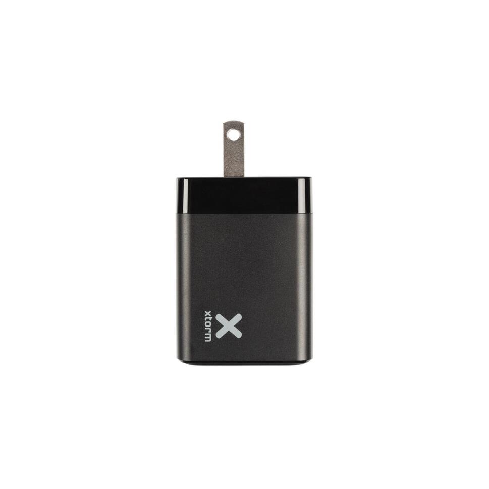 Adapter sieciowy XTORM z wymiennymi wtyczkami 20W czarny